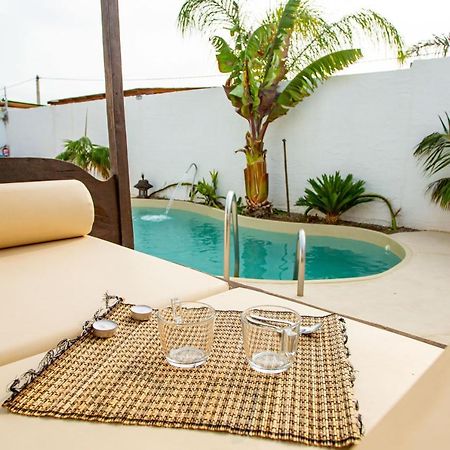 Villa Tokio Con Jacuzzi Y Piscina Privada Chiclana de la Frontera Kültér fotó
