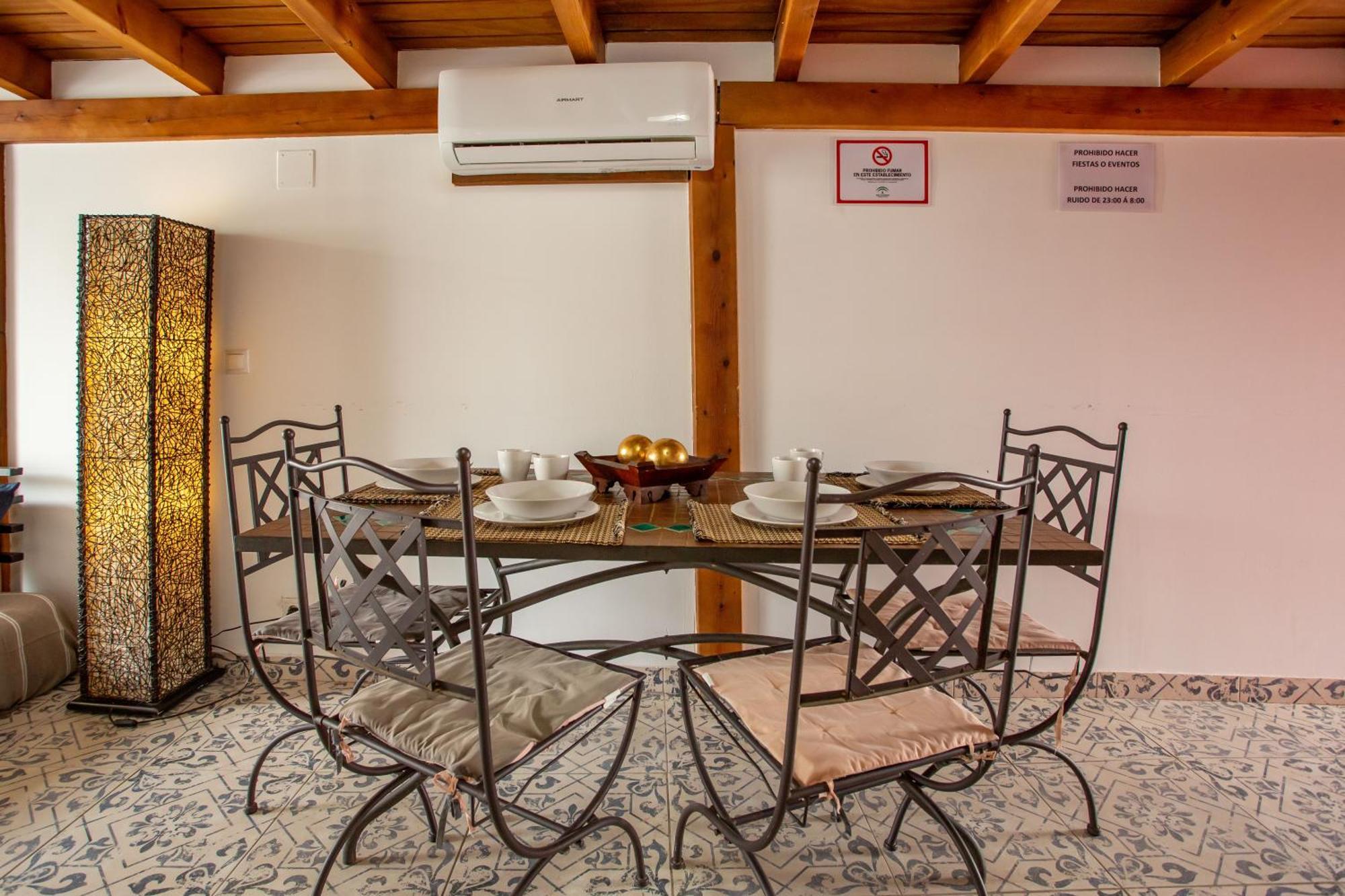 Villa Tokio Con Jacuzzi Y Piscina Privada Chiclana de la Frontera Kültér fotó